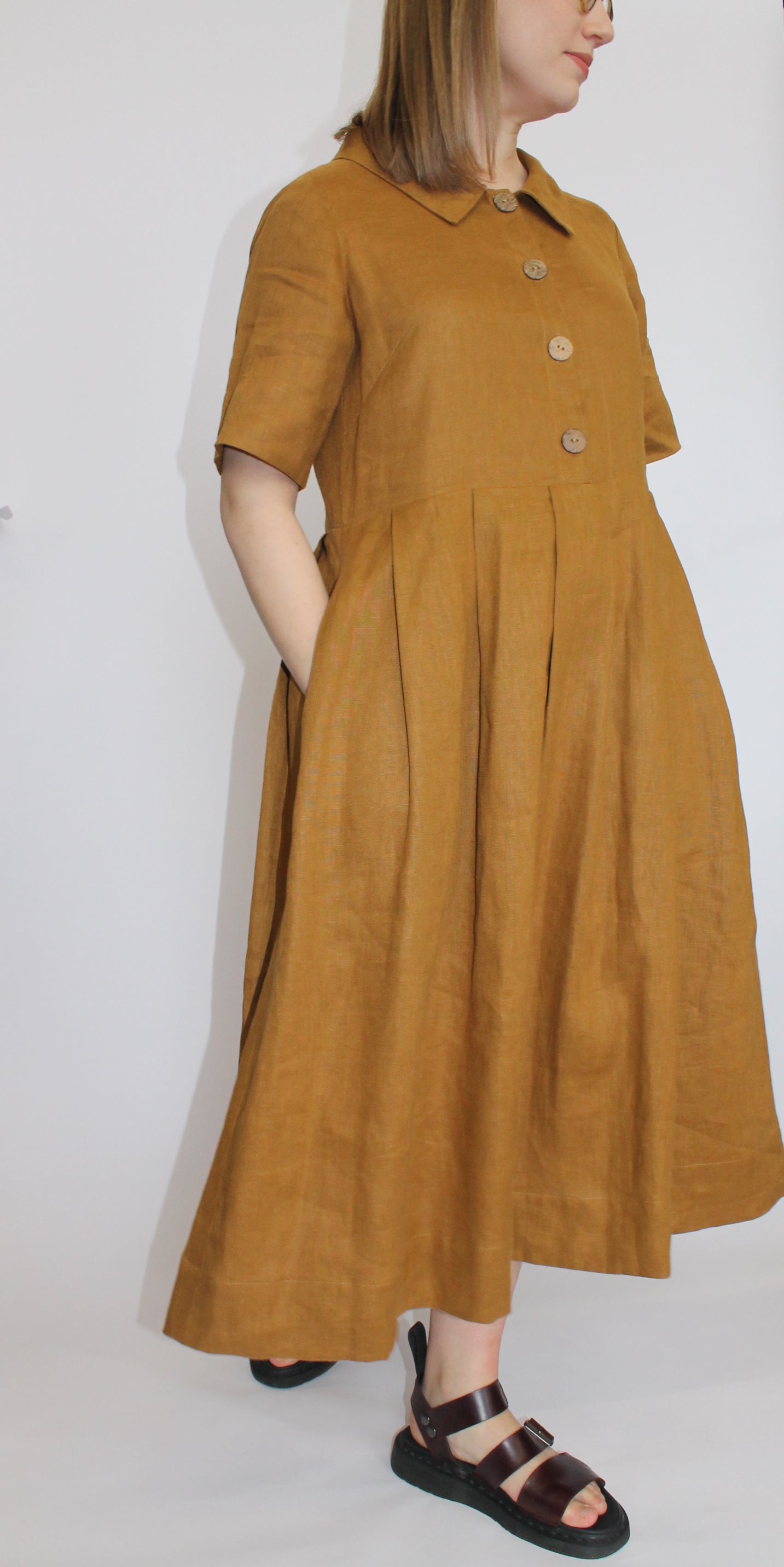 Relaxed collar vintage dress