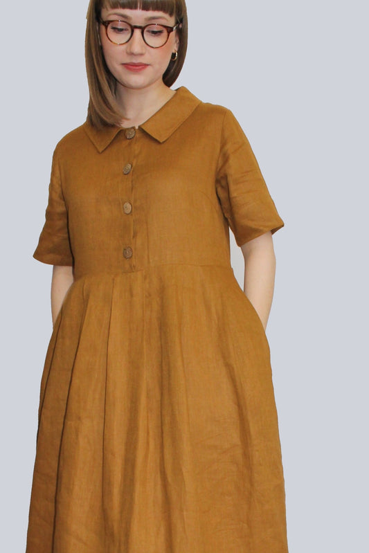 Relaxed collar vintage dress