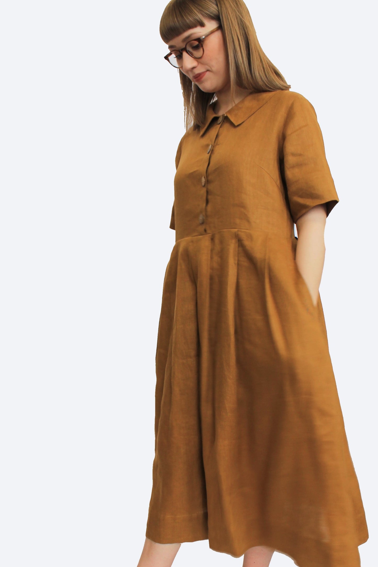 Relaxed collar vintage dress